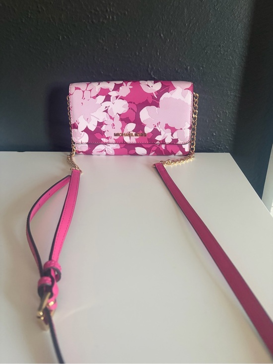 Michael Kors Handbags - Michael Kors Pink Floral Chain Crossbody